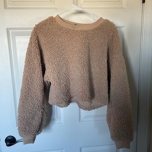 Teddy pullover sweatshirt